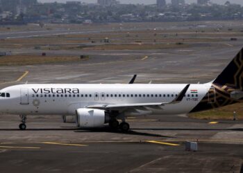 Vistara airline to reduce daily operations due to pilot shortage - Travel News, Insights & Resources.
