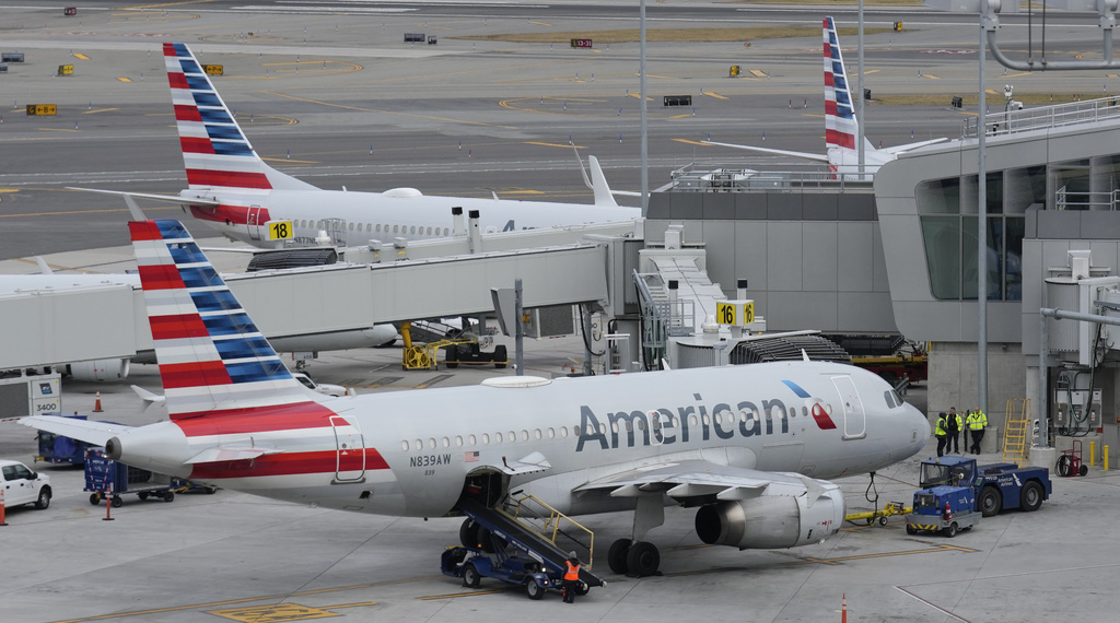 2 Jews Kicked Say They Were Kicked Off American Airlines - Travel News, Insights & Resources.
