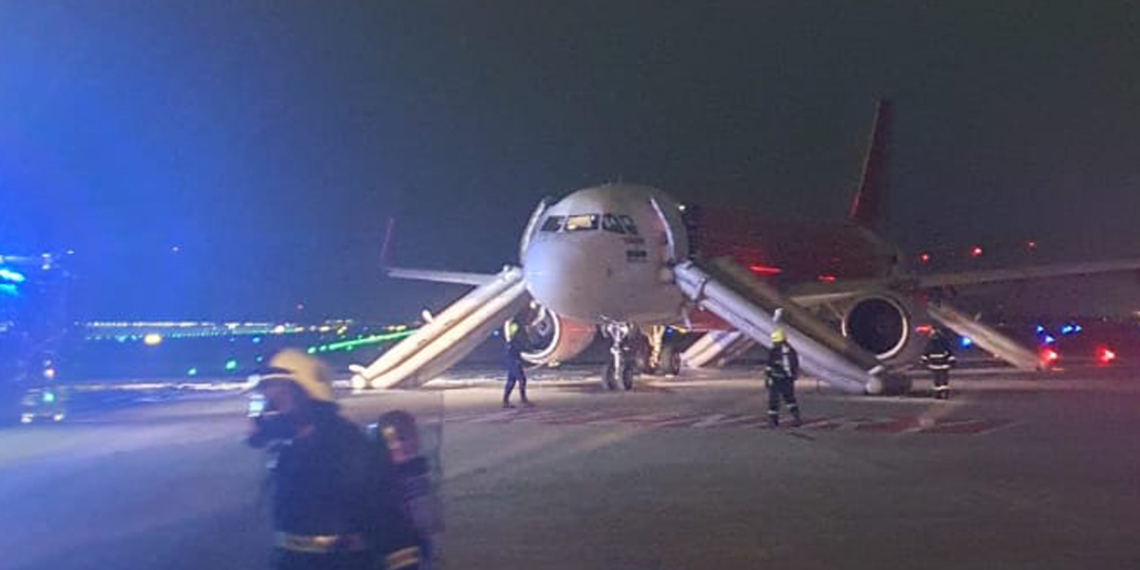 Fire scare Kochi bound flight makes emergency landing at Bengaluru - Travel News, Insights & Resources.