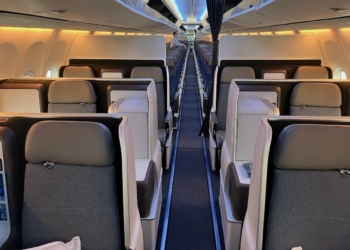 FlyDubai Retrofitting Boeing 737 800s With New Cabins - Travel News, Insights & Resources.