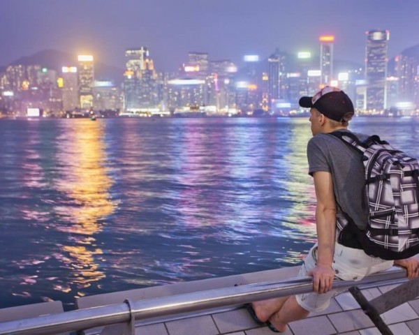 Hong Kong Makes Efforts to Attract More Chinese Tourists | .TR