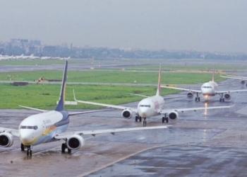 Mumbai weather Flight operations hit SpiceJet Indigo issue advisory — - Travel News, Insights & Resources.