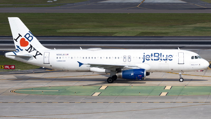 N586JB JetBlue Airways Airbus A320 by Nathan Francois AeroXplorer - Travel News, Insights & Resources.