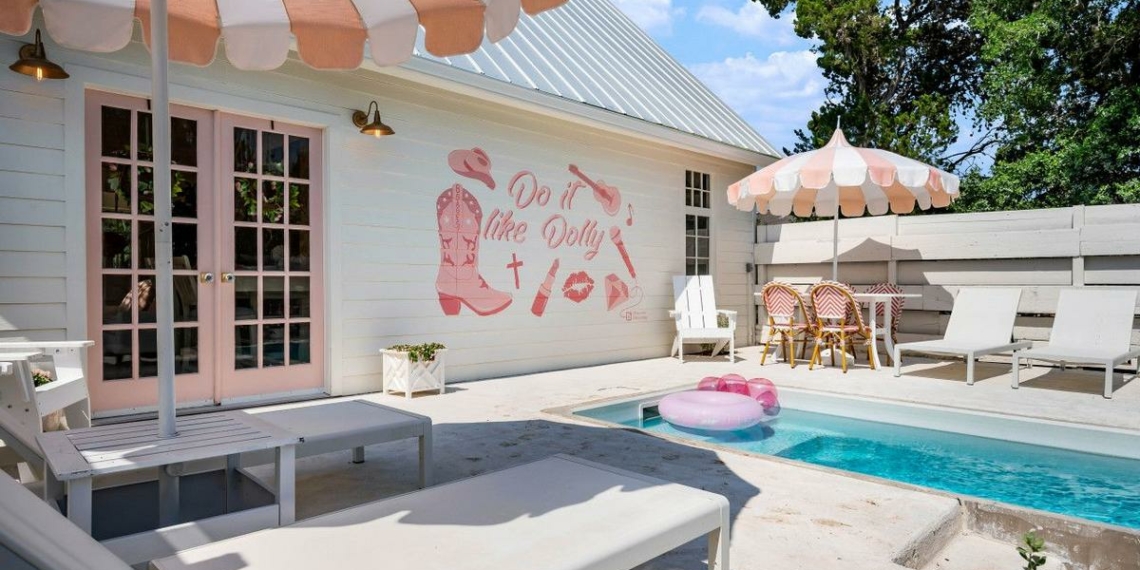 Perfect Airbnb For A Girls Getaway In Gruene Texas - Travel News, Insights & Resources.