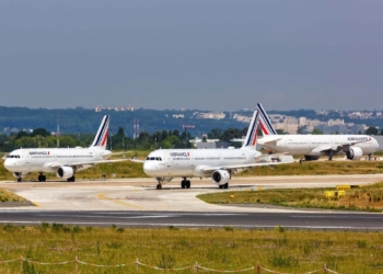 Steward Called Waiter By A Passenger Plane Turns Back - Travel News, Insights & Resources.