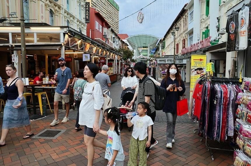Surge in Chinese tourist arrivals in Singapore for Labour Day - Travel News, Insights & Resources.