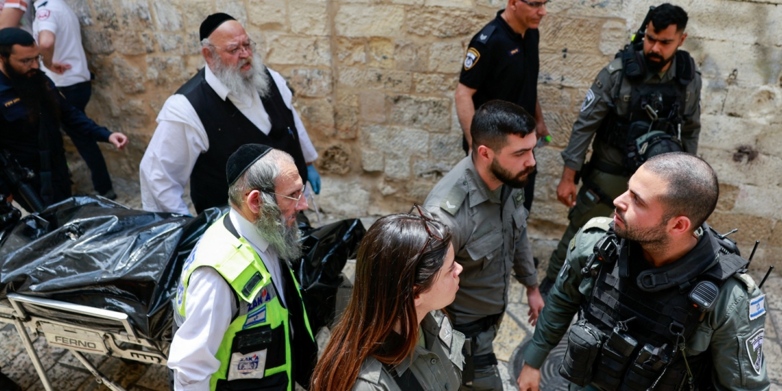 Turkish tourist attacks Israeli police in Jerusalem - Travel News, Insights & Resources.