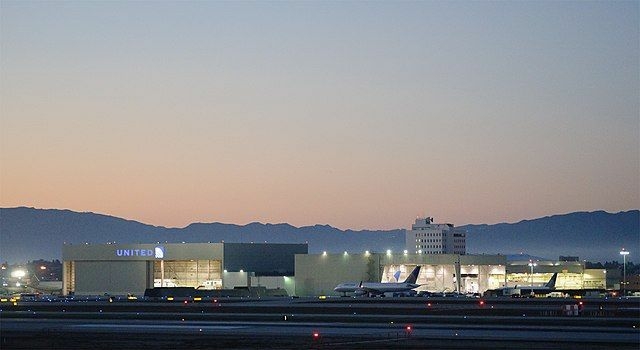 United Airlines Westside Maintenance Los Angeles International Airport 8226840488.jpg.optimal - Travel News, Insights & Resources.