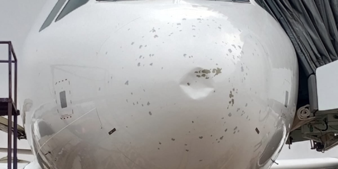 Vistara A320neo forced to make emergency landing after hailstorm damages - Travel News, Insights & Resources.