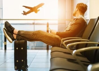 American Airlines Targets Gate Lice With New Boarding Tech At - Travel News, Insights & Resources.