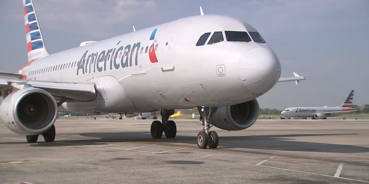 American Airlines new boarding technology cracks down on line cutters – - Travel News, Insights & Resources.