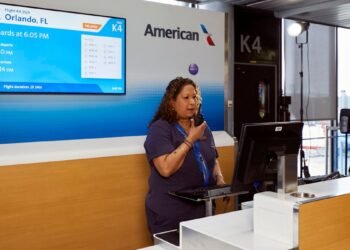 American Airlines puts boarding alert system in more airports Travel - Travel News, Insights & Resources.