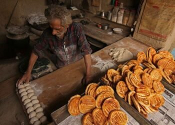 Kashmir This disputed region of India has bread that rival - Travel News, Insights & Resources.