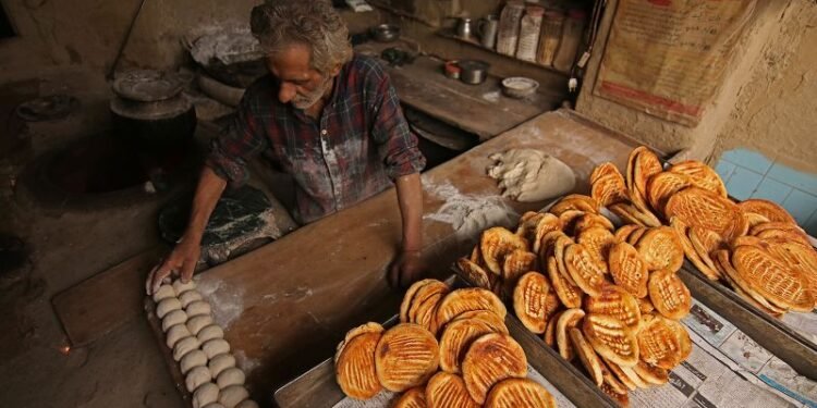 Kashmir This disputed region of India has bread that rival - Travel News, Insights & Resources.