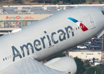 London Heathrow Has 41 Of American Airlines European Flights - Travel News, Insights & Resources.