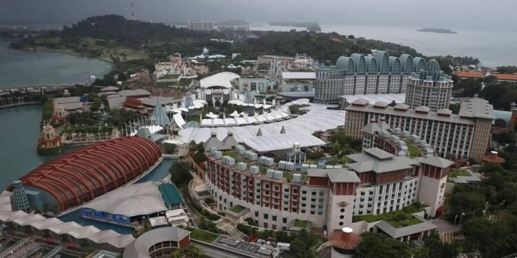 Resorts World Sentosa Casino License Extended Only Two Years - Travel News, Insights & Resources.