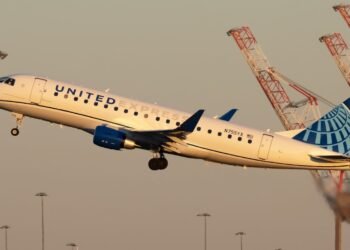 United Airlines Cuts 3 Routes From Newark Shifts Some - Travel News, Insights & Resources.