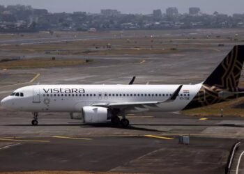 Vistaras final flight before merger with Air India heres how - Travel News, Insights & Resources.