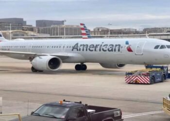 FAA investigates American Airlines flight after emergency return to Chicago - Travel News, Insights & Resources.